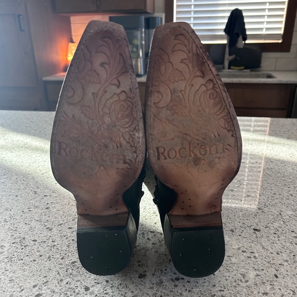 Rock ‘em’ Brown Suede Embroidered Cowboy Boots - Picture 6 of 6